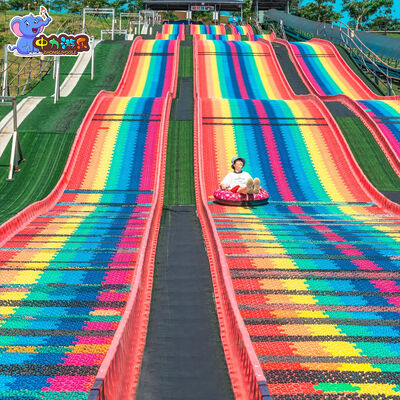 Guter Preis Große Outdoor-Freizeitanlage Rutsche Outdoor-Regenbogen-Schnee-Rutschbahn Online
